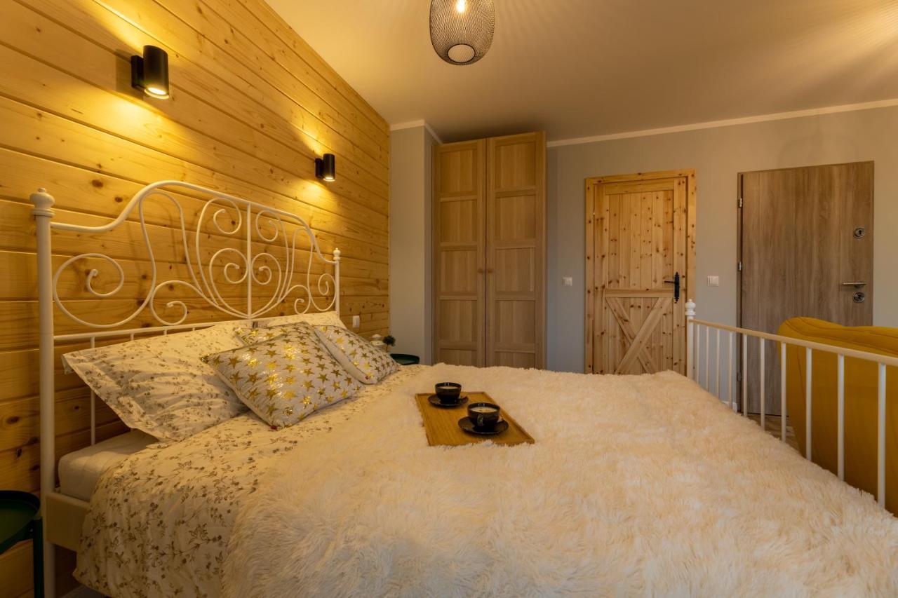 Villa Kasztelan Apartamenty อุสชิกีดอลเน ภายนอก รูปภาพ