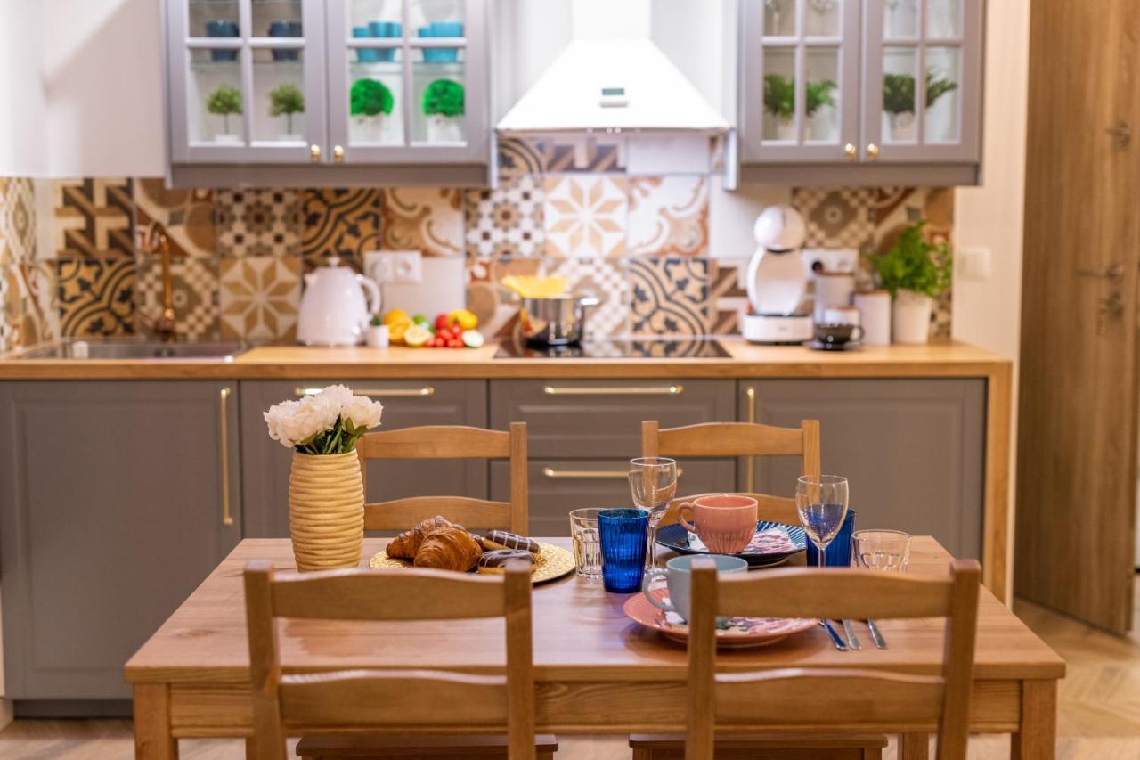 Villa Kasztelan Apartamenty อุสชิกีดอลเน ภายนอก รูปภาพ