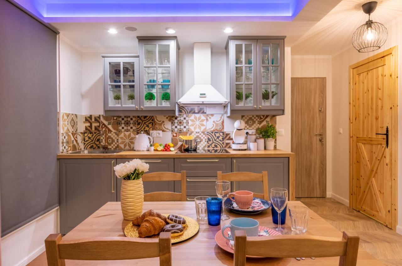 Villa Kasztelan Apartamenty อุสชิกีดอลเน ภายนอก รูปภาพ