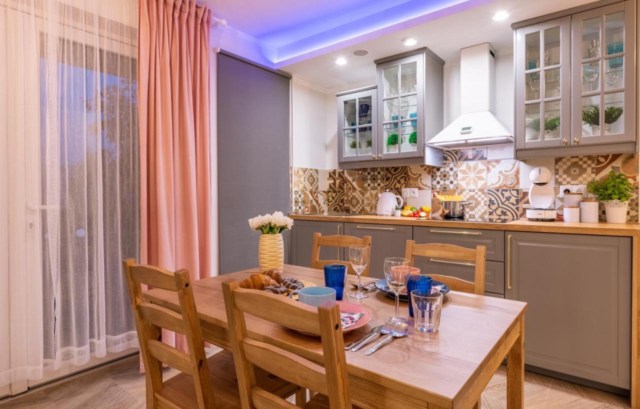 Villa Kasztelan Apartamenty อุสชิกีดอลเน ภายนอก รูปภาพ