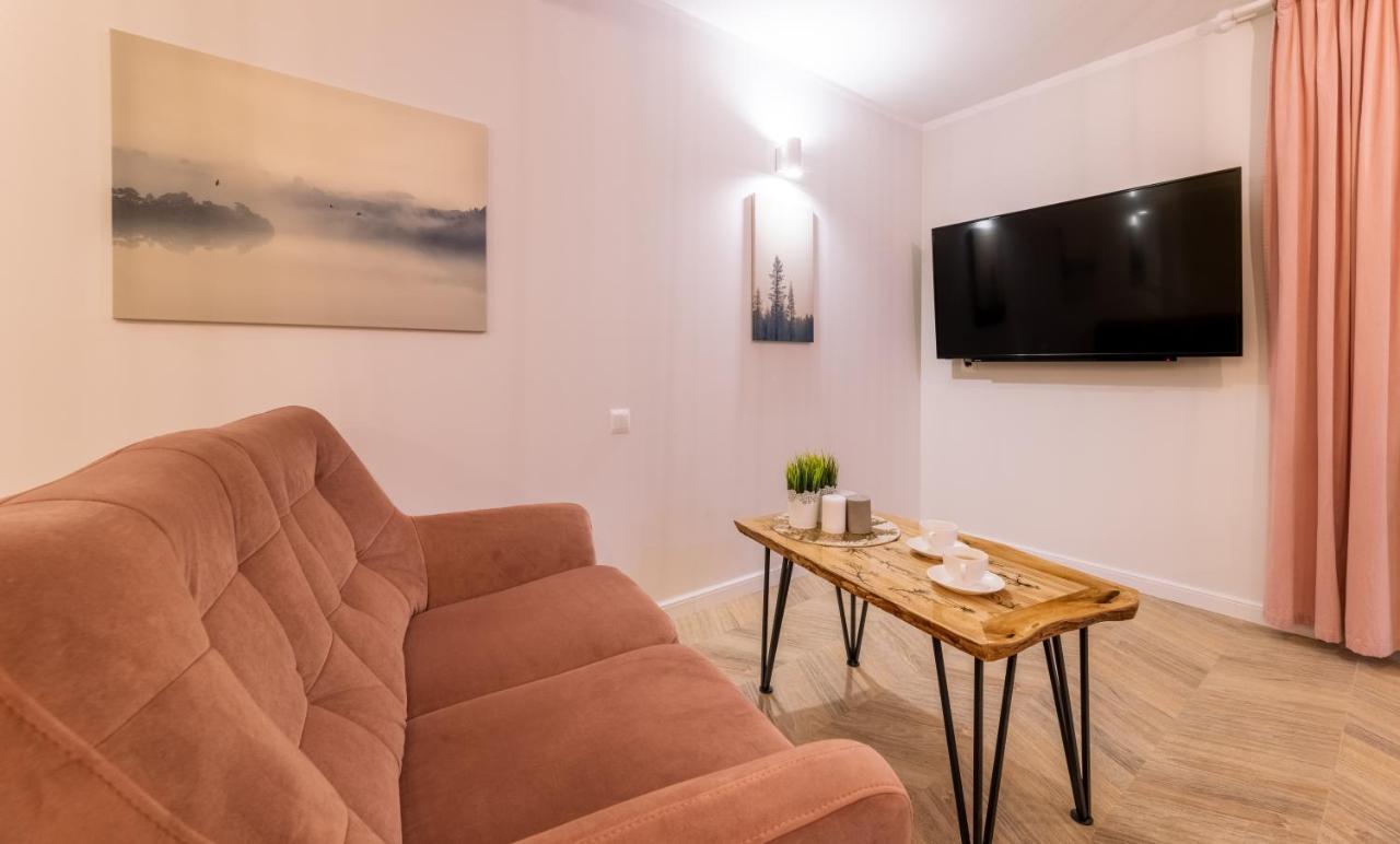 Villa Kasztelan Apartamenty อุสชิกีดอลเน ภายนอก รูปภาพ
