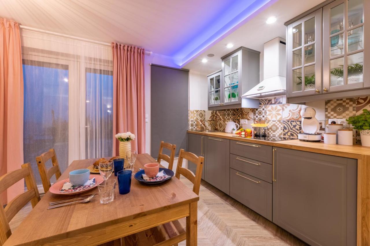 Villa Kasztelan Apartamenty อุสชิกีดอลเน ภายนอก รูปภาพ